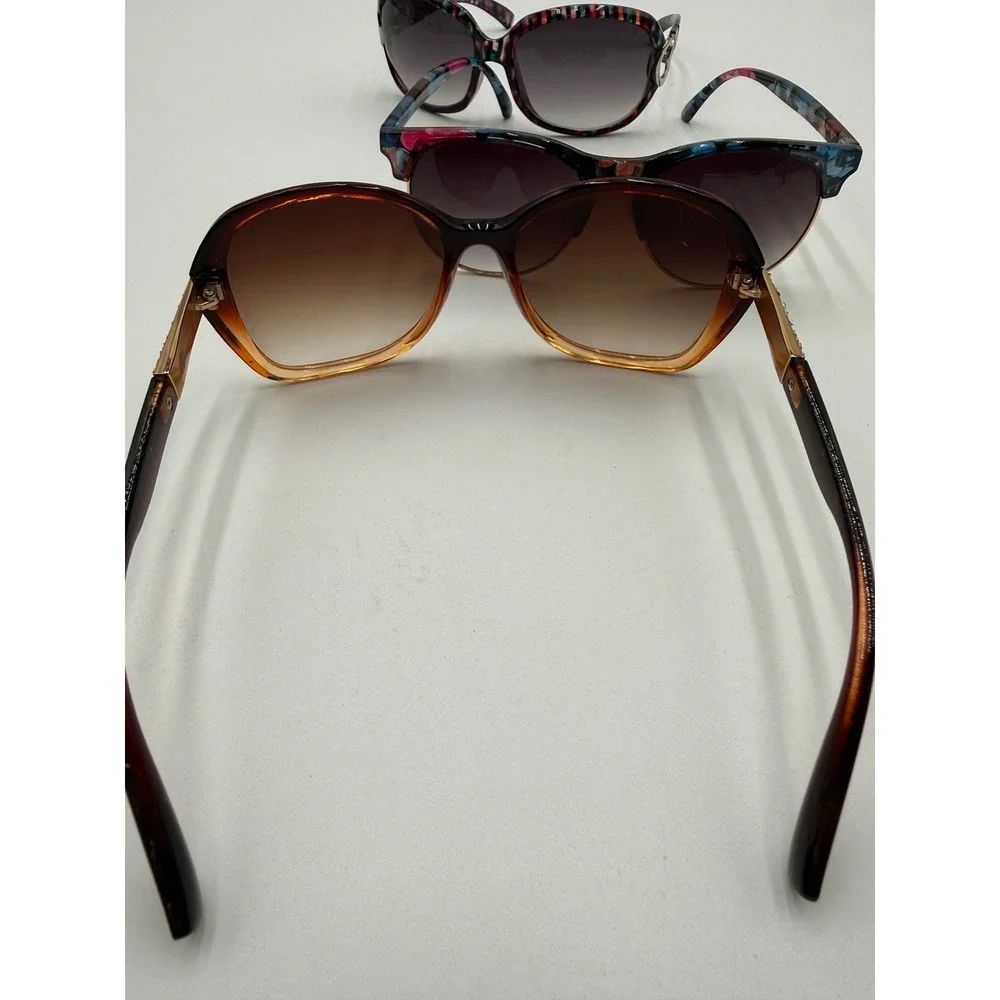 Unbranded Sunglasses Bundle Women OS Multicolor Good Casual Fashion 3 Pairs